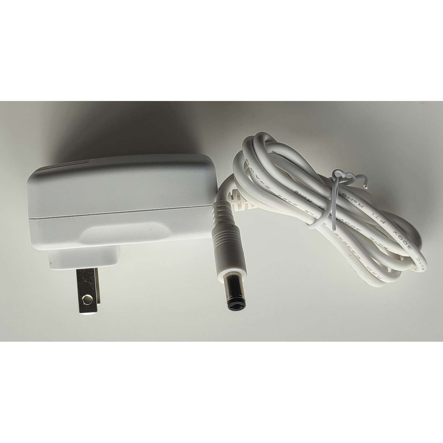 ADAPTADOR AC SWITCHING / NUMERO DE PARTE SAPB09009US / 9V - 1.0A	 - Imagen 2